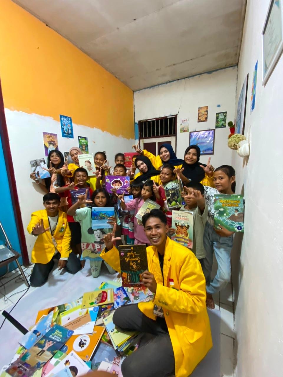 Kegiatan KKN Tematik Literasi di Kel. Kasturiytan Kec.Ternate Utara Kota Ternate.
