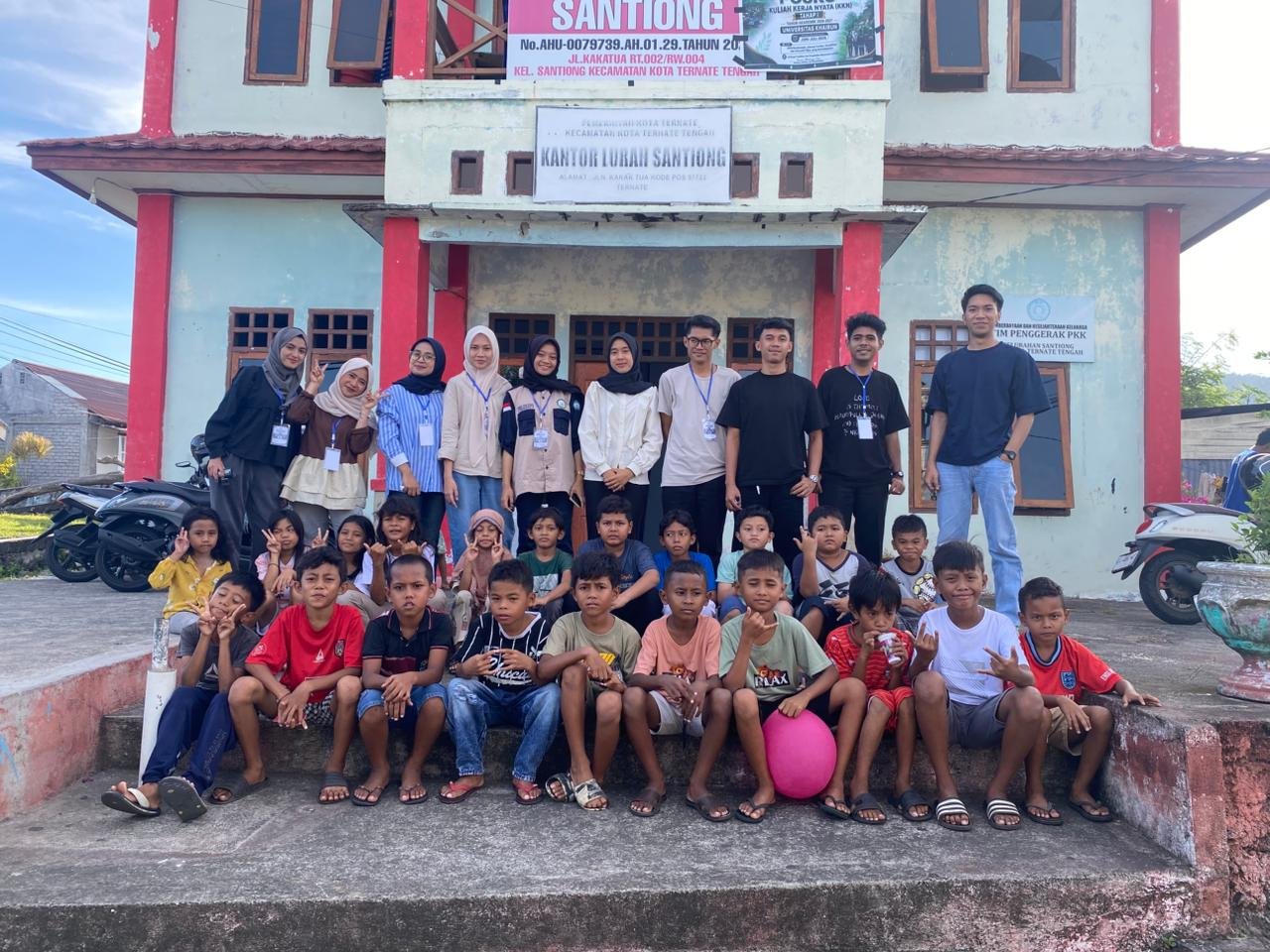 Kegiatan KKN Tematik Literasi di Kel.Santiong Kec,Ternate Utara.