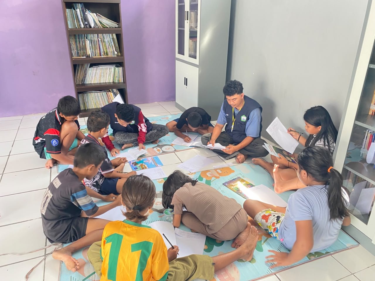 Kegiatan KKN Tematik Literasi di Kel. Kota Baru, Kota Ternate Tengah.
