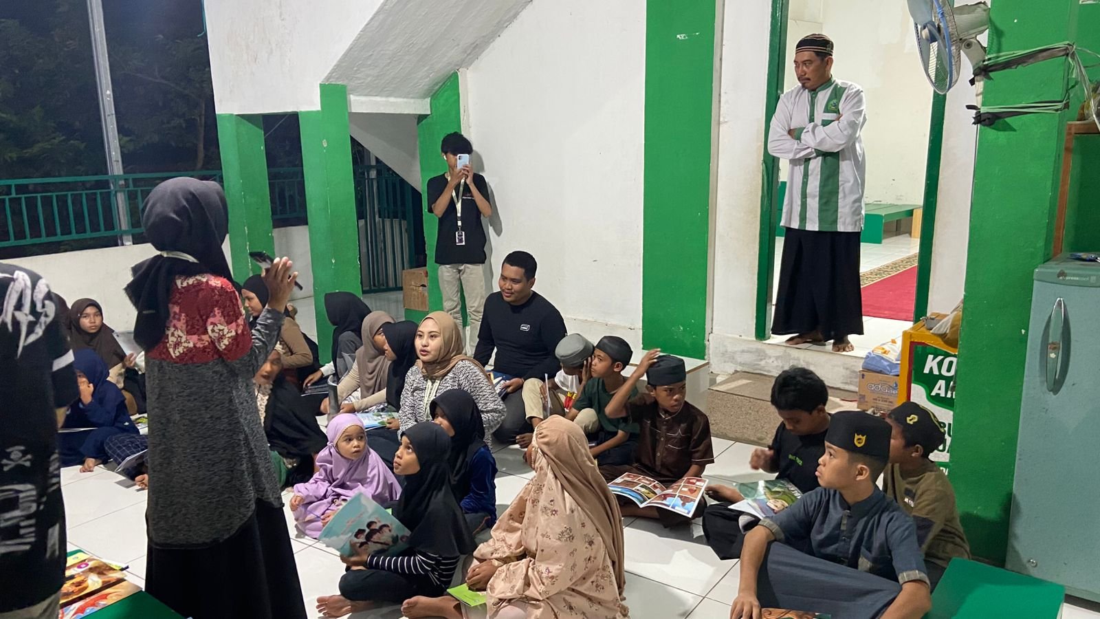 Kegiatan KKN Tematik Literasi di Kel.Marikurubu Kec,Ternate Tenggah.